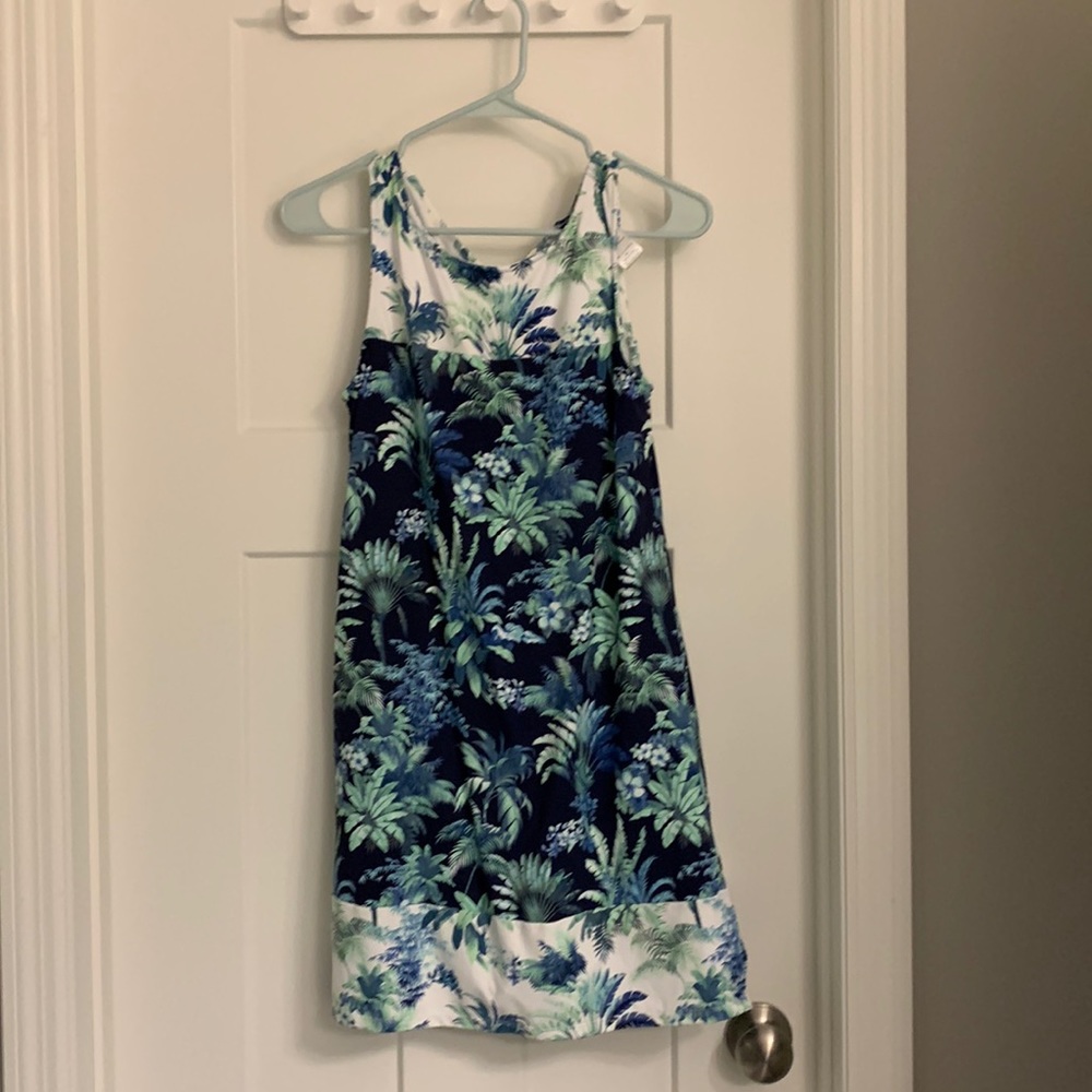 Tommy Bahama swim dress 👗 with shorts insert. Size small. Like new.